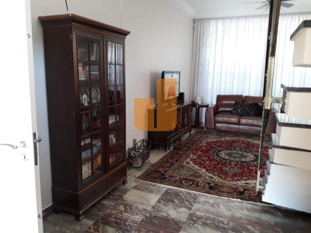 Casa de 5 dormitórios na R Itápolis — Pacaembu, São Paulo - foto 3