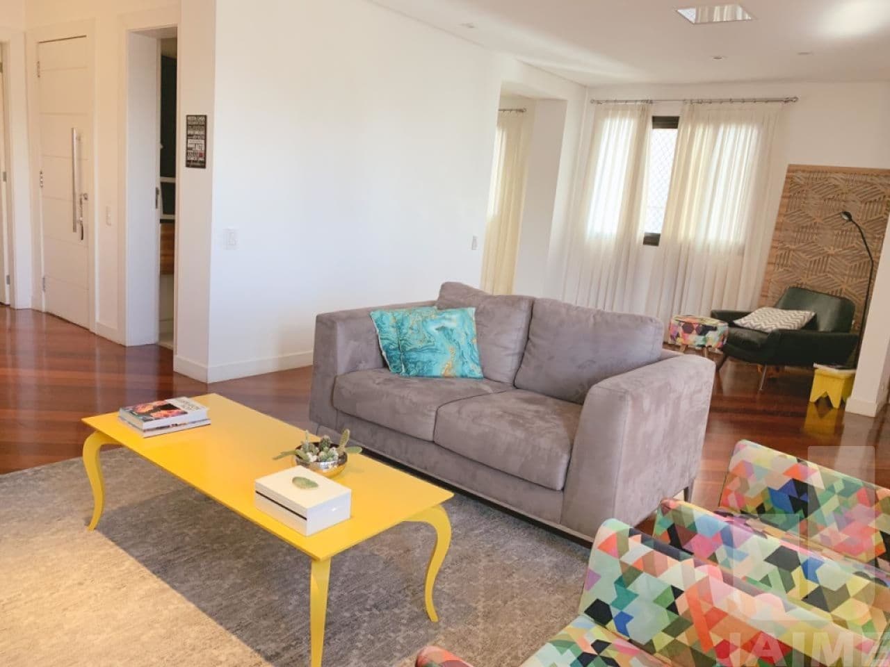 Apartamento de 4 dormitórios na R APINAJÉS — Perdizes, São Paulo
