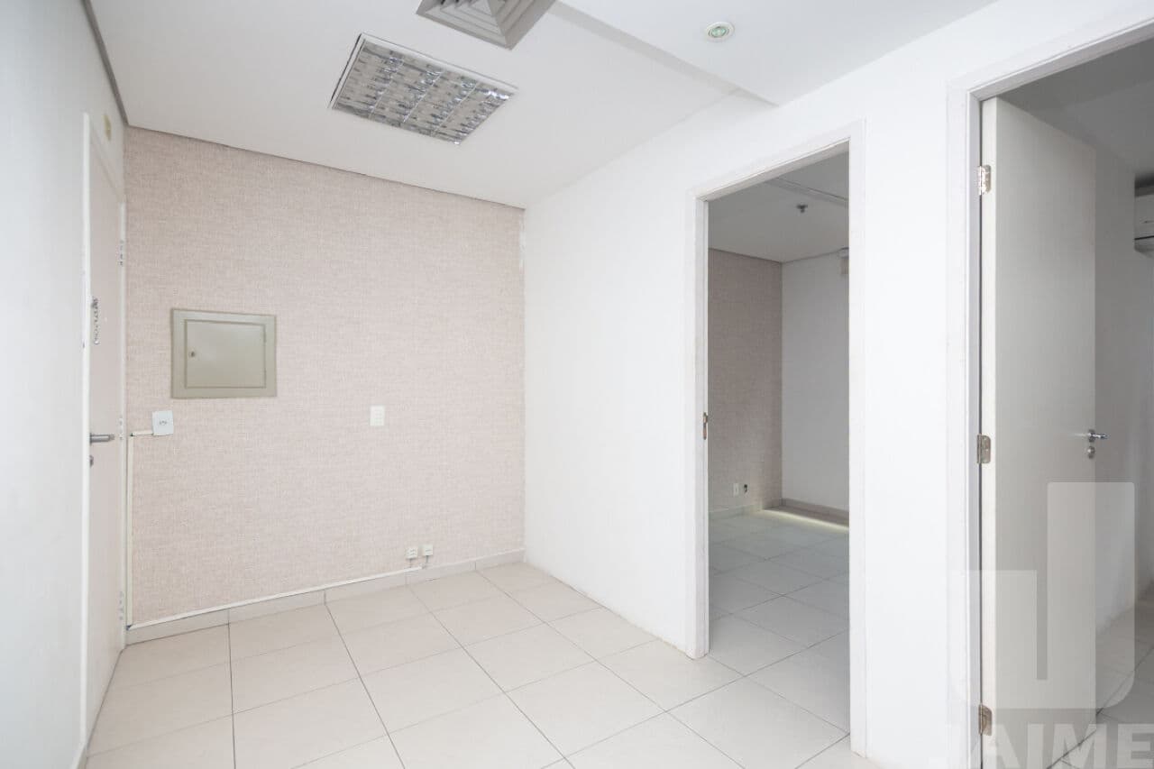 Comercial na R DONA ANTÔNIA DE QUEIRÓS — Higienópolis, São Paulo - foto 5
