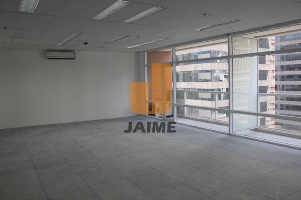 Comercial na AV ENGENHEIRO LUIZ CARLOS BERRINI — Cidade Monções, São Paulo - foto 2