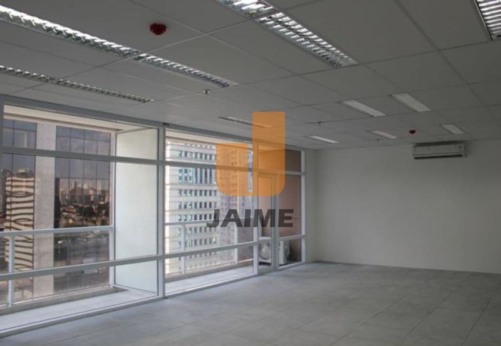 Comercial na AV ENGENHEIRO LUIZ CARLOS BERRINI — Cidade Monções, São Paulo - foto 3