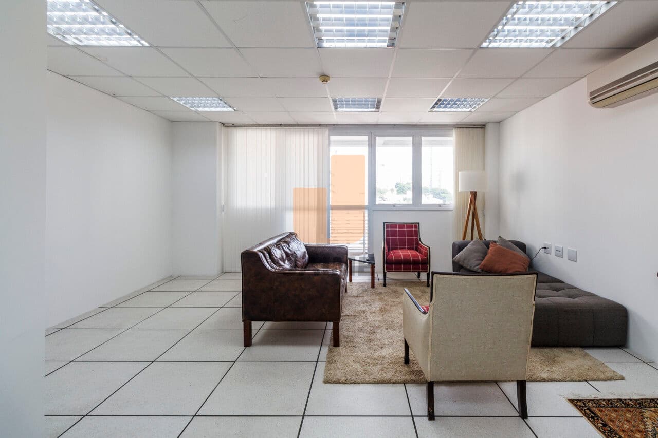 Comercial na AV POMPÉIA — Pompéia, São Paulo - foto 2