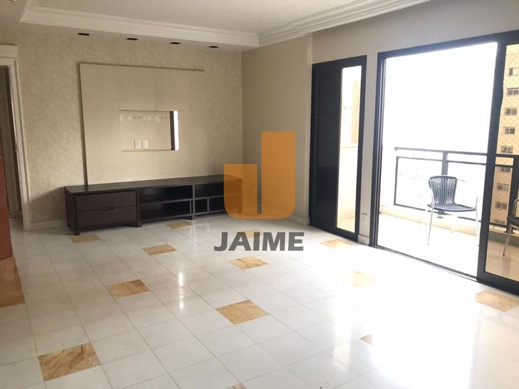 Apartamento de 3 dormitórios na R Caiubi — Perdizes, São Paulo
