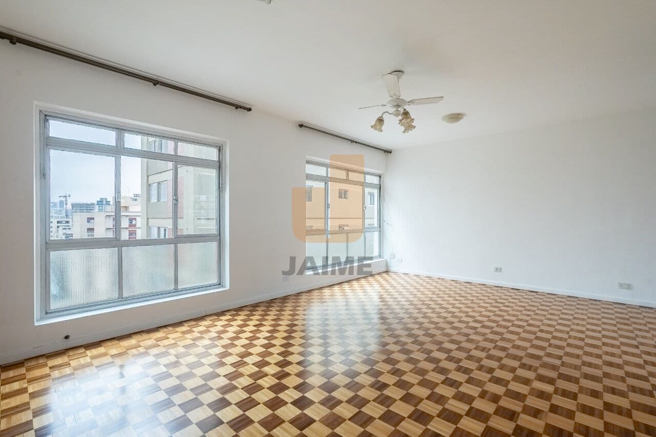 Apartamento de 3 dormitórios na AV REBOUÇAS — Cerqueira César, São Paulo - foto 3