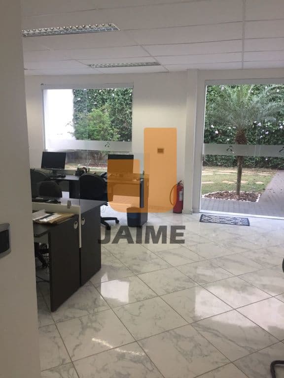 Comercial na AV Pacaembu — Pacaembu, São Paulo - foto 2