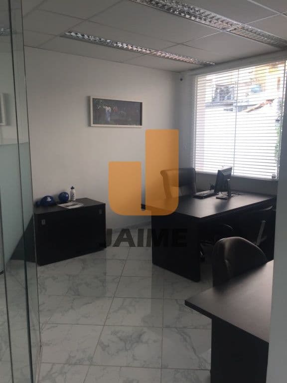 Comercial na AV Pacaembu — Pacaembu, São Paulo - foto 4
