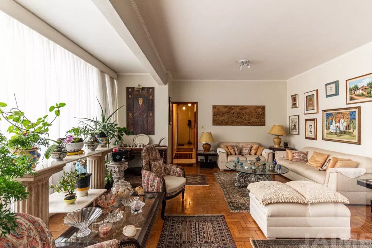 Apartamento de 3 dormitórios na R ITACOLOMI — Higienópolis, São Paulo