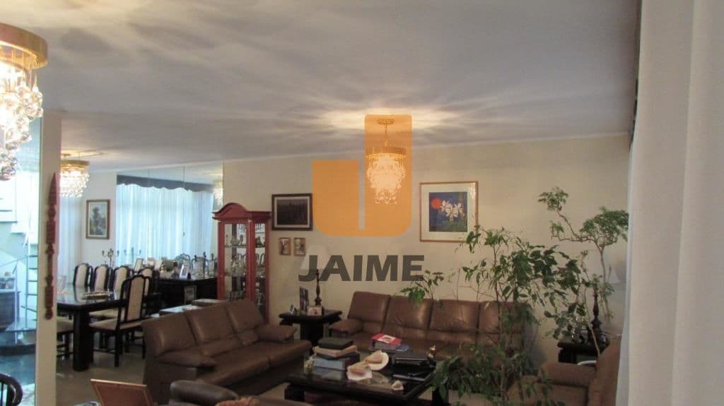 Casa de 4 dormitórios na R Urbanizadora — Sumaré, São Paulo - foto 3