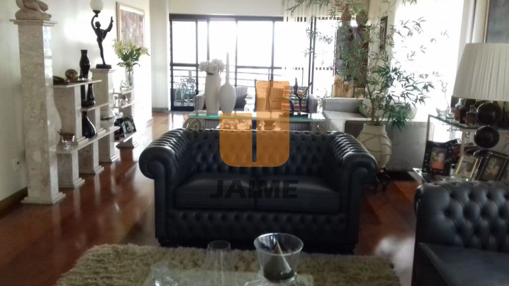 Apartamento de 4 dormitórios na R CARAÍBAS — Perdizes, São Paulo
