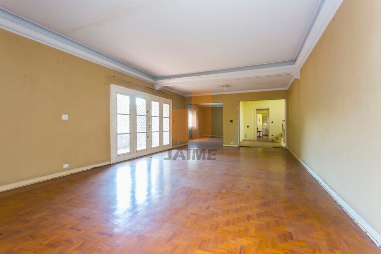Casa de 4 dormitórios na R Capivari — Pacaembu, São Paulo - foto 4