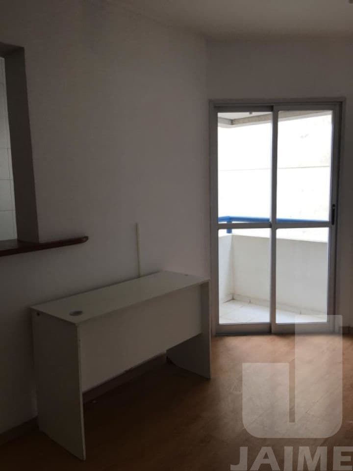 Apartamento de 1 dormitório na R Frei Caneca — Consolação, São Paulo