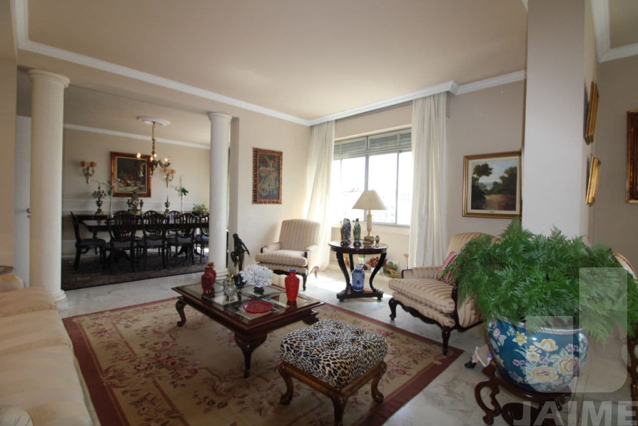 Apartamento de 4 dormitórios na R SABARÁ — Higienópolis, São Paulo
