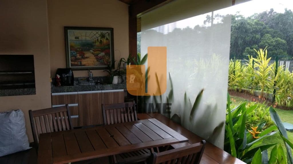 Casa de 4 dormitórios na EST Municipal do Una — Barra do Una, São Paulo