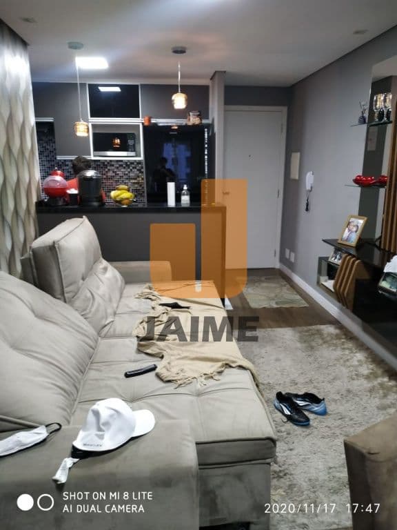 Apartamento de 2 dormitórios na EST Da Bela Vista — Granja Viana, São Paulo