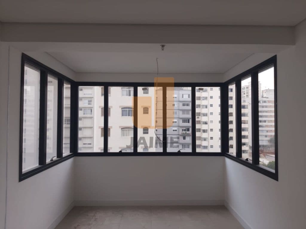 Comercial na R Conselheiro Brotero — Higienópolis, São Paulo