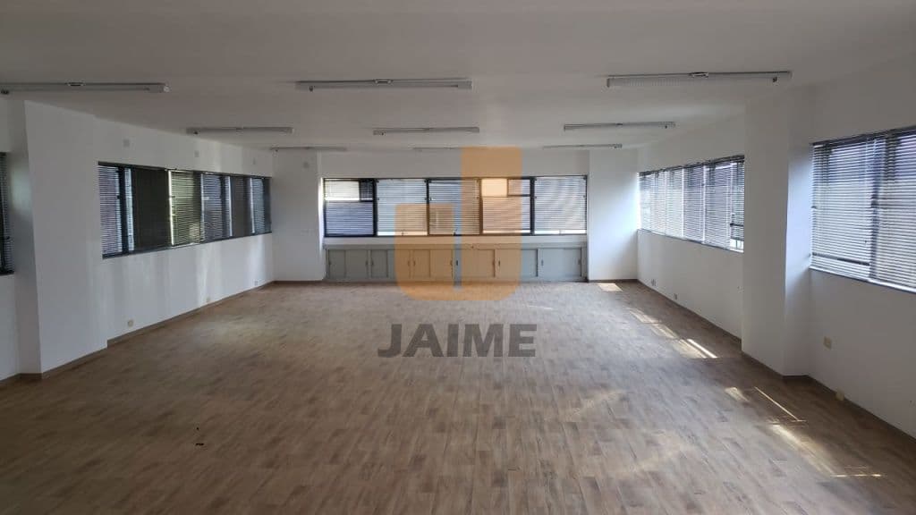 Comercial na R BELA CINTRA — Cidade Júlia, São Paulo - foto 2