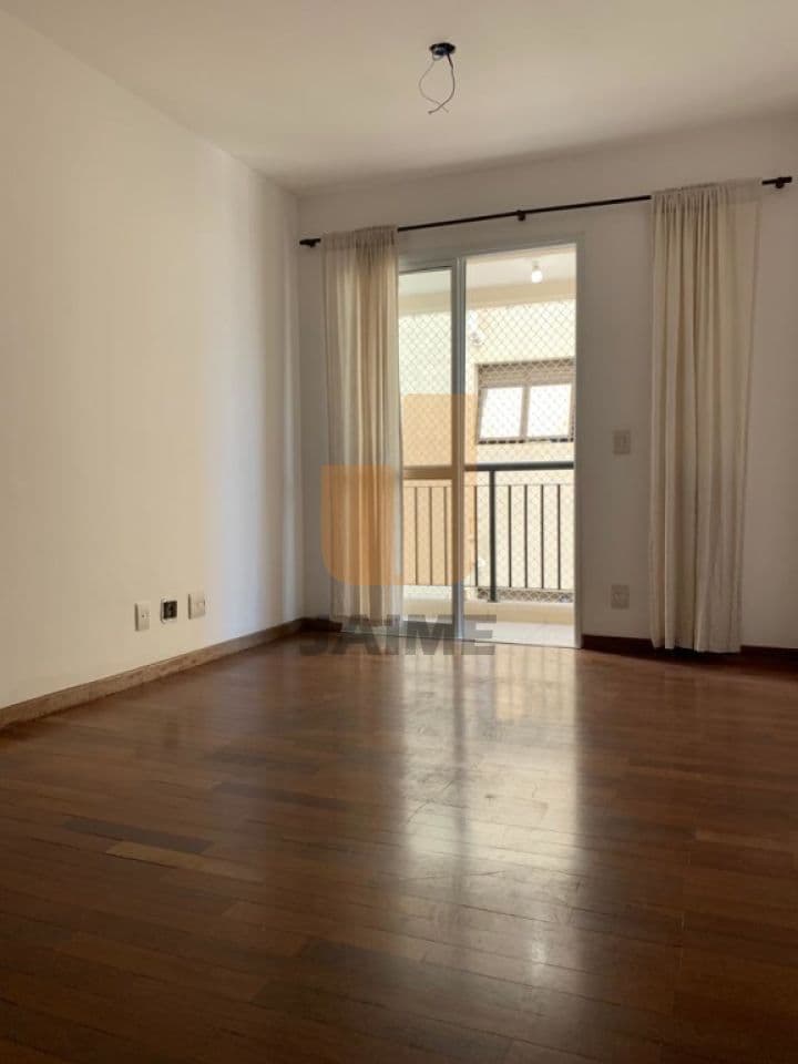 Apartamento de 1 dormitório na R DOUTOR ALBUQUERQUE LINS — Higienópolis, São Paulo