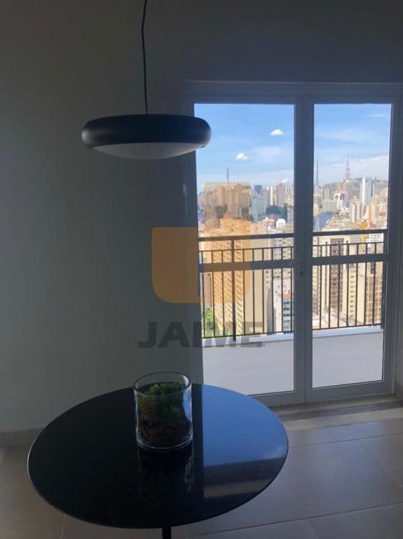 Apartamento de 1 dormitório na R Caio Prado — Consolação, São Paulo