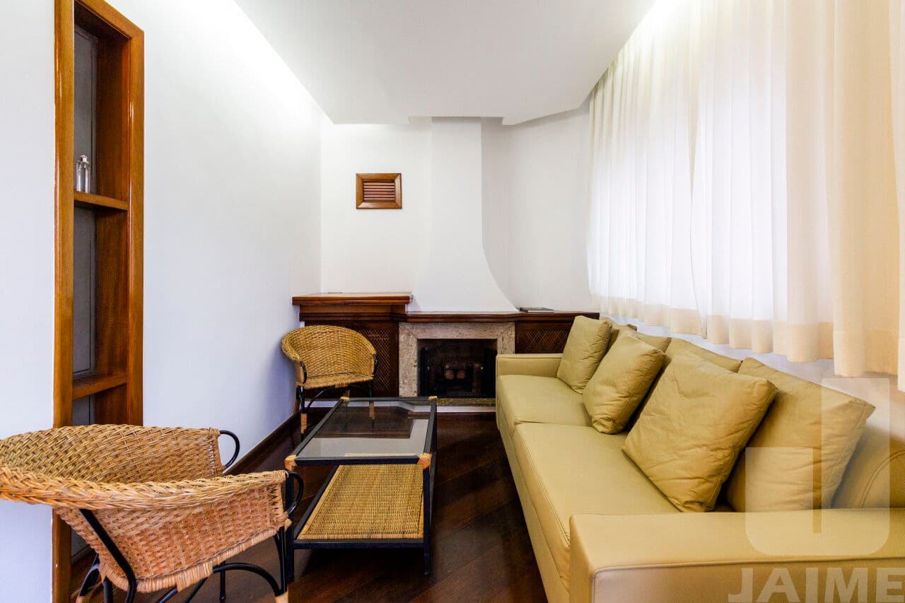 Apartamento de 3 dormitórios na R CAYOWAÁ — Perdizes, São Paulo