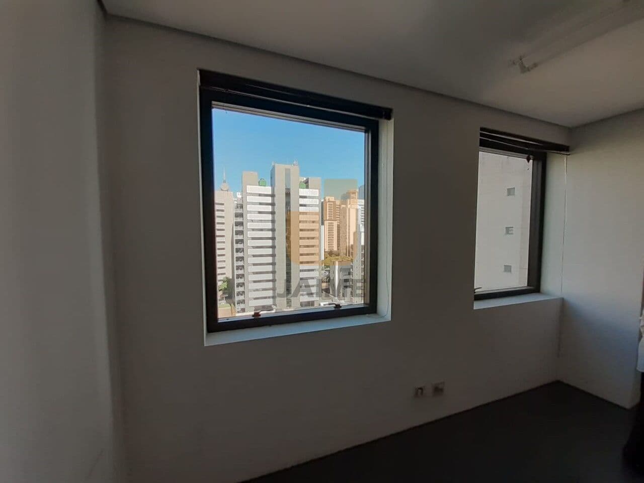 Comercial na R ALCIDES RICARDINI NEVES — Cidade Monções, São Paulo - foto 4