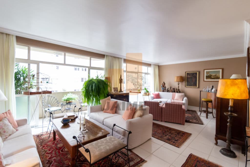 Apartamento de 3 dormitórios na R GABRIEL DOS SANTOS — Higienópolis, São Paulo