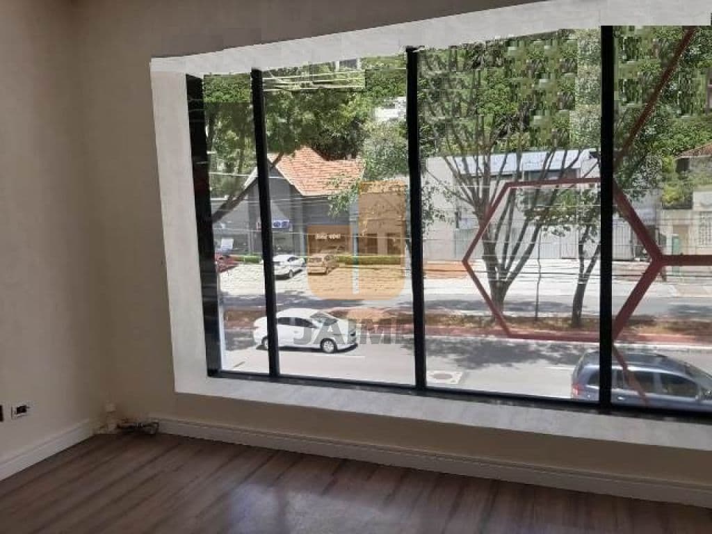 Comercial na AV Pacaembu — Pacaembu, São Paulo - foto 3