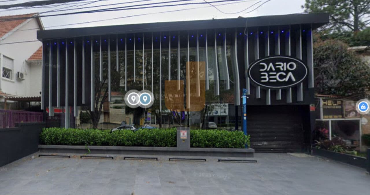 Comercial na AV Pacaembu — Pacaembu, São Paulo
