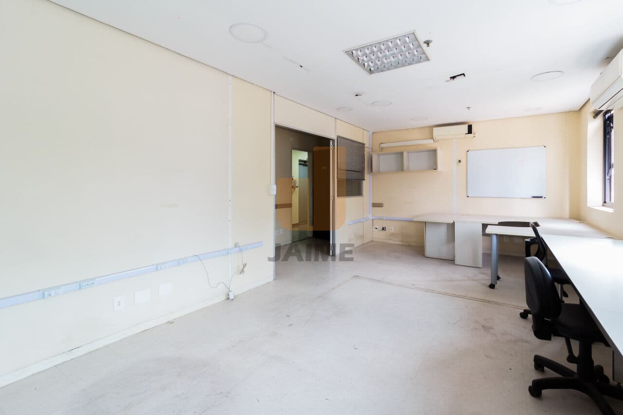 Comercial na R DOUTOR VEIGA FILHO — Higienópolis, São Paulo - foto 3