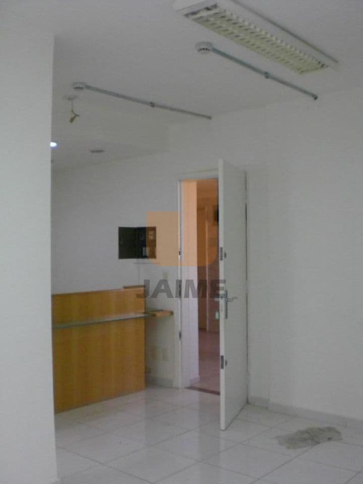 Comercial na AV ANGÉLICA — Higienópolis, São Paulo