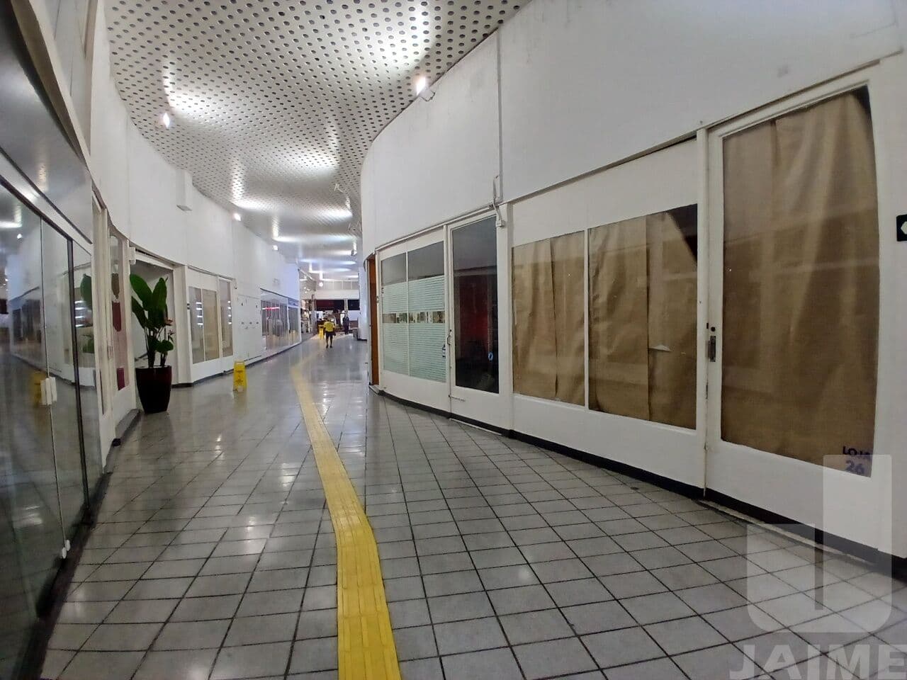 Comercial na R Barão de Itapetininga — República, São Paulo