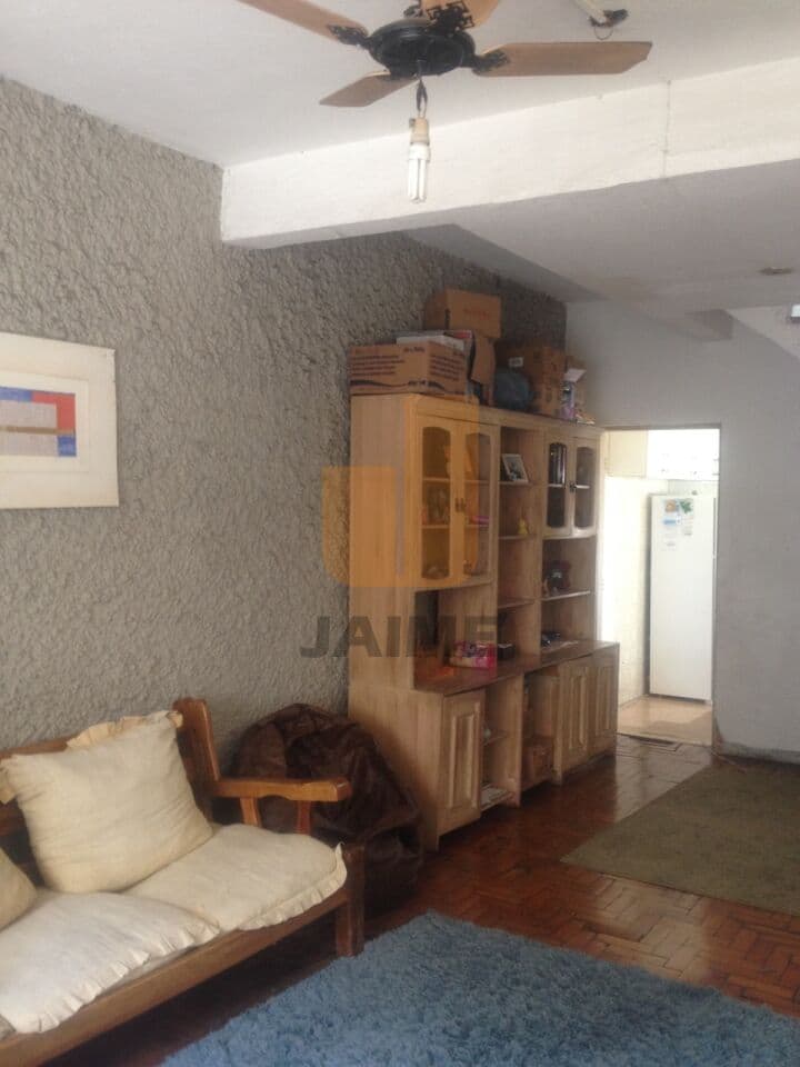 Casa de 4 dormitórios na R Cabo Eduardo Alegre — Sumaré, São Paulo
