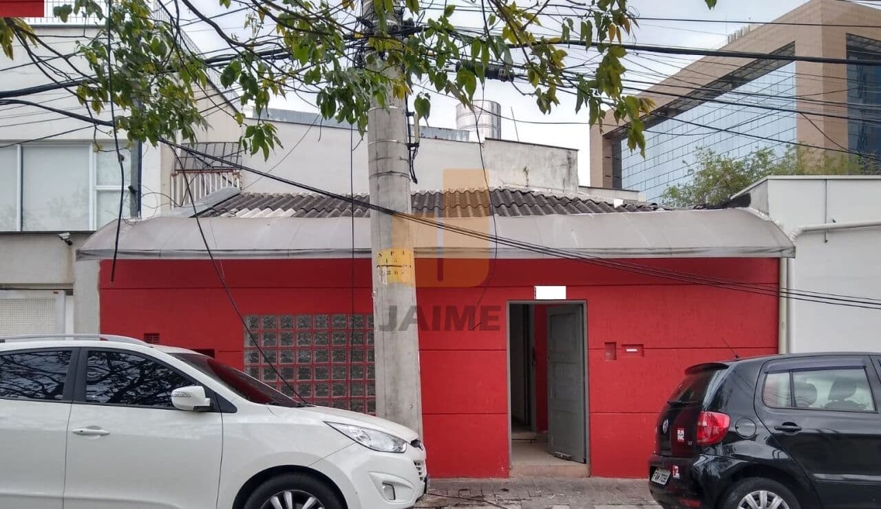 Comercial de 1 dormitório na R Taperoá — Cidade Monções, São Paulo