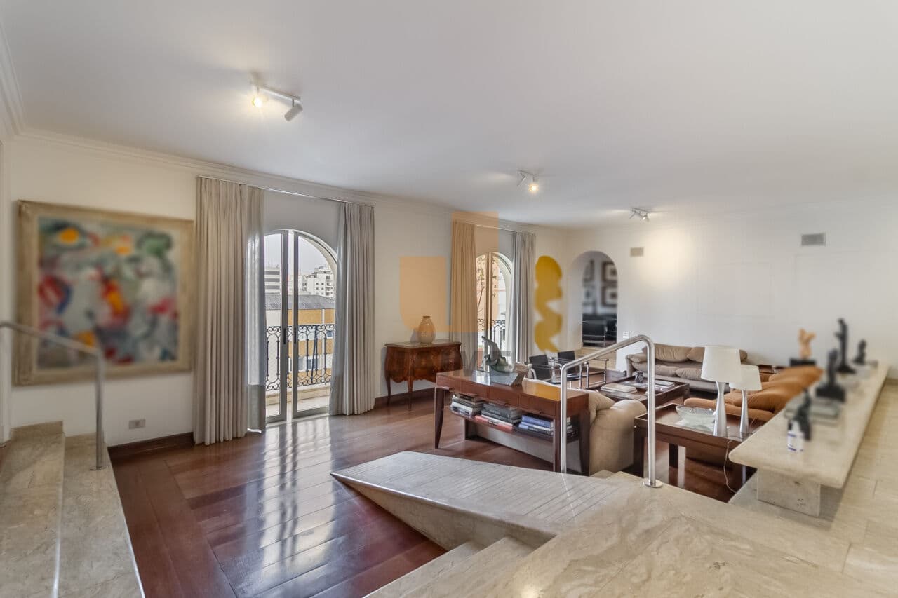Apartamento de 4 dormitórios na R DOUTOR BRASÍLIO MACHADO — Higienópolis, São Paulo