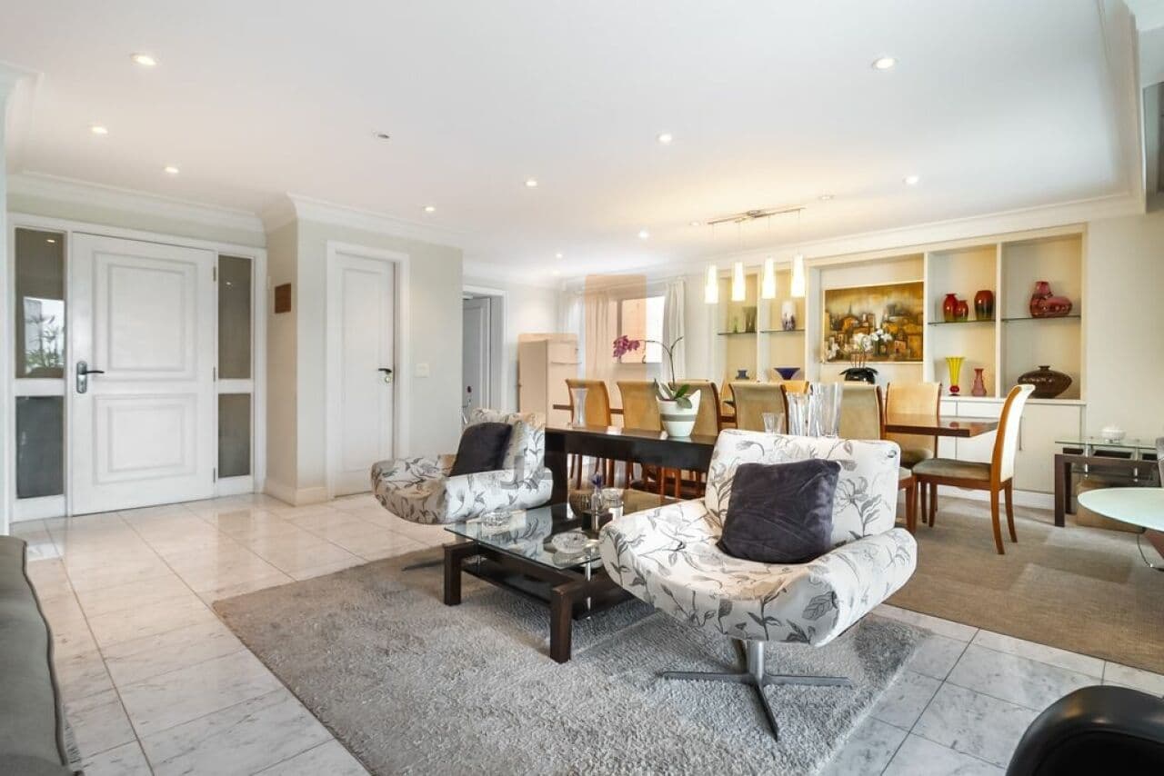 Apartamento de 3 dormitórios na R BAHIA — Higienópolis, São Paulo