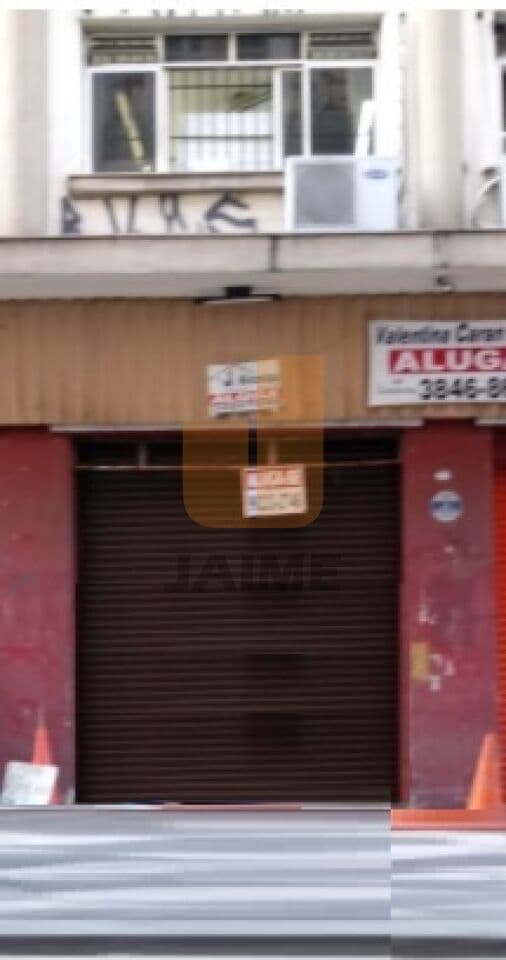 Comercial em Sé
