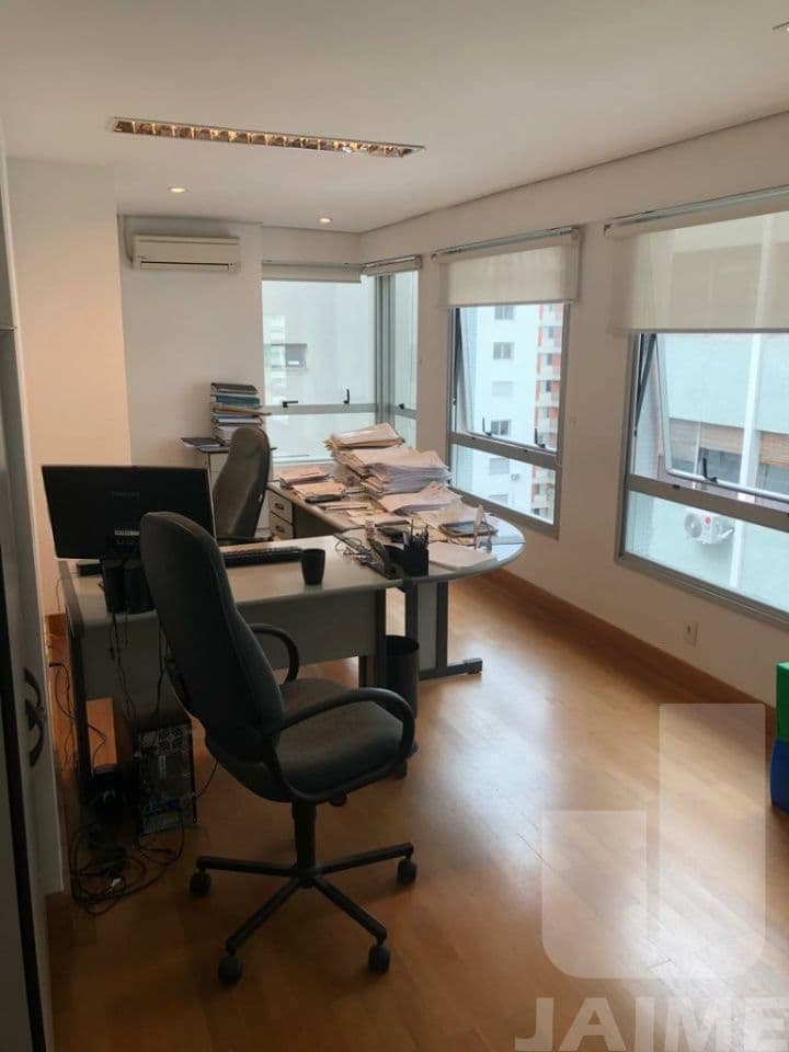 Comercial na AV ANGÉLICA — Higienópolis, São Paulo