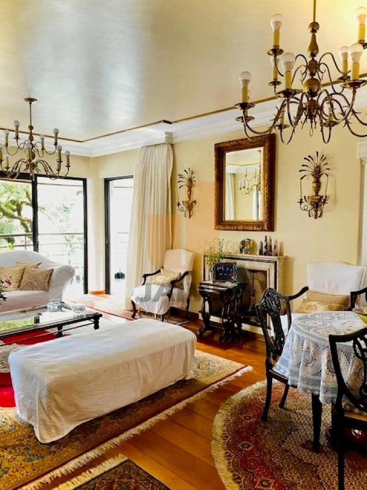 Apartamento de 3 dormitórios na R BAHIA — Higienópolis, São Paulo