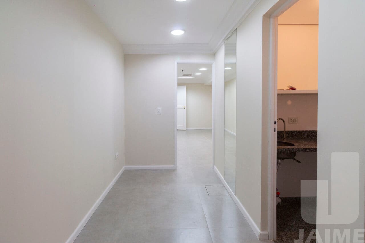 Comercial na AV ANGÉLICA — Higienópolis, São Paulo