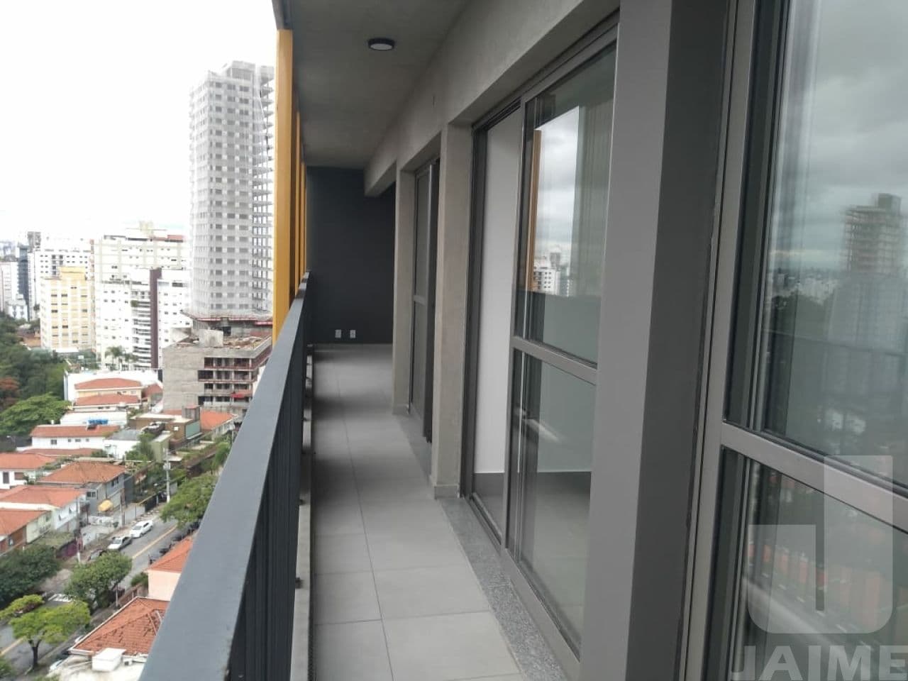 Apartamento de 3 dormitórios na R Senador César Lacerda Vergueiro — Sumarezinho, São Paulo - foto 2