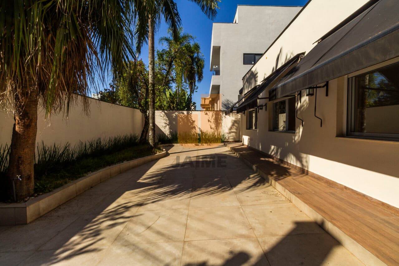 Casa de 4 dormitórios na R BRAGANÇA — Pacaembu, São Paulo - foto 3