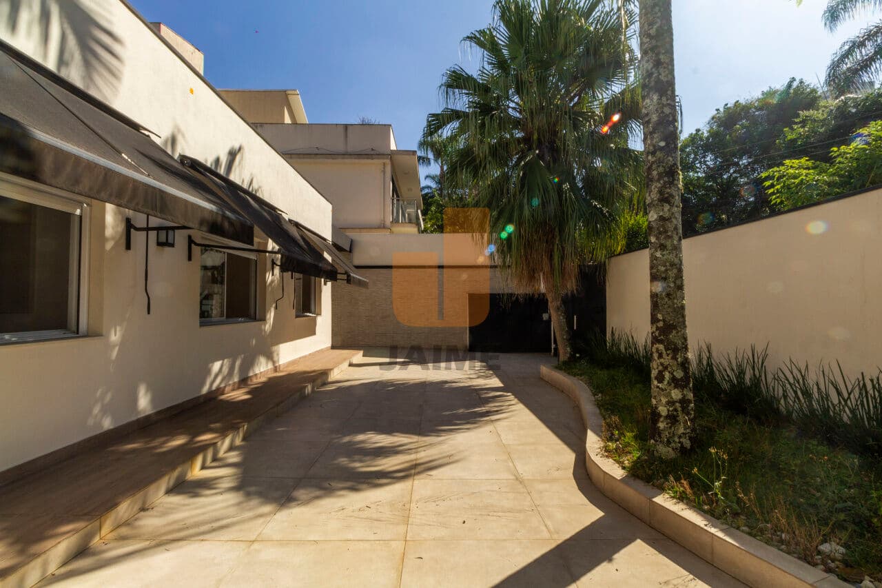 Casa de 4 dormitórios na R BRAGANÇA — Pacaembu, São Paulo - foto 5