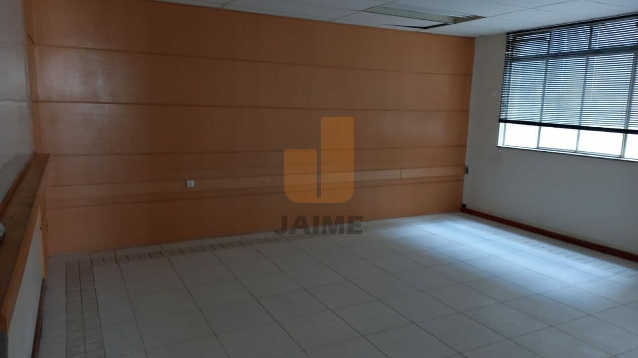 Comercial em República