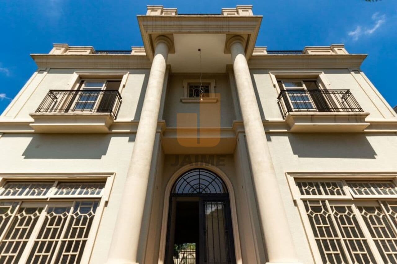 Casa de 6 dormitórios na R BRAGANÇA — Pacaembu, São Paulo - foto 2