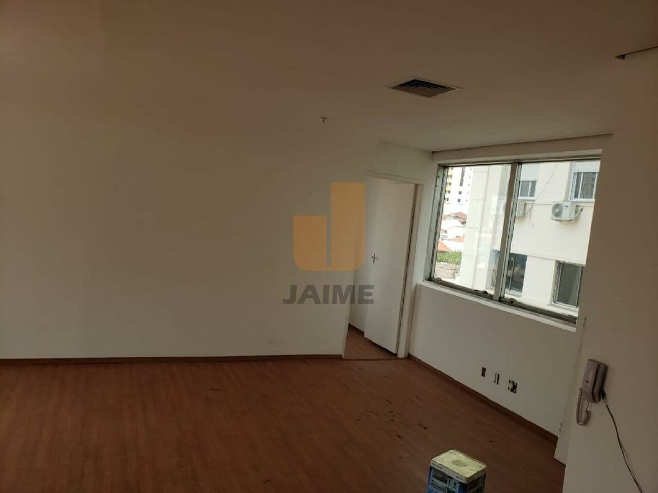 Comercial em Cambuci