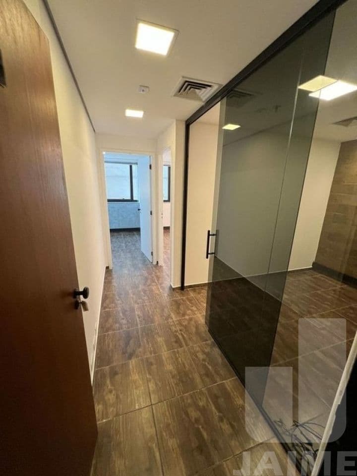 Comercial na AV ANGÉLICA — Higienópolis, São Paulo