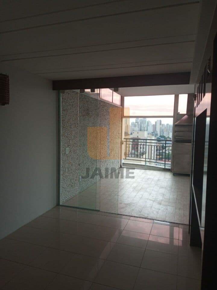 Apartamento em Bosque da Saúde
