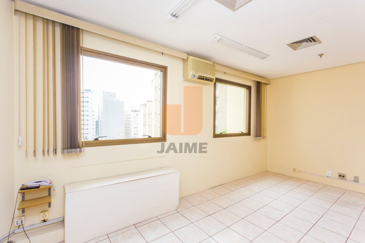 Comercial na R DONA ANTÔNIA DE QUEIRÓS — Higienópolis, São Paulo - foto 3