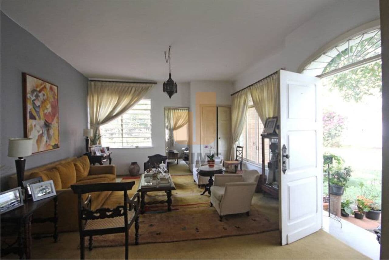 Casa de 3 dormitórios na R Bauru — Pacaembu, São Paulo - foto 4