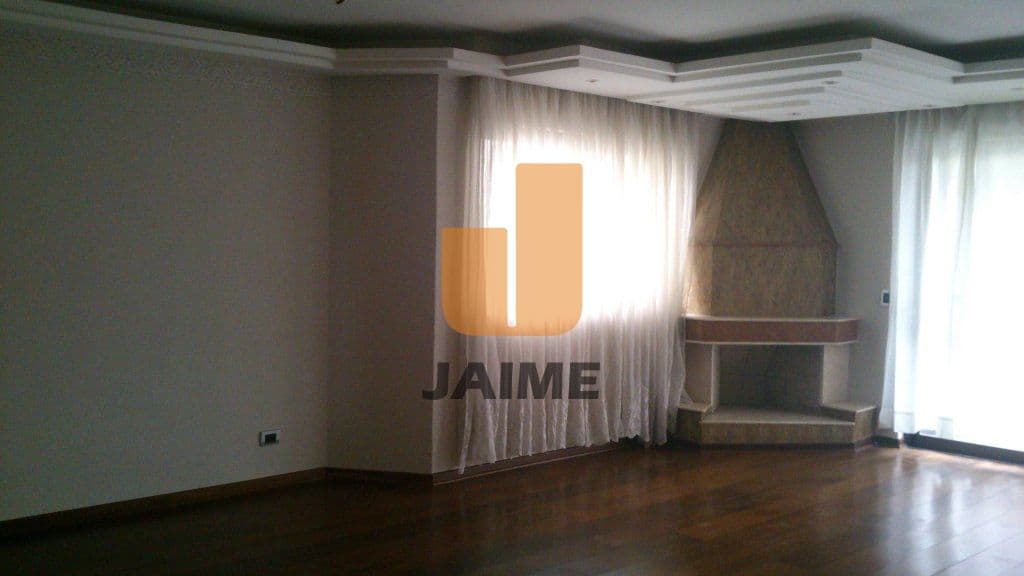 Apartamento de 4 dormitórios na R HAVAÍ — Sumaré, São Paulo