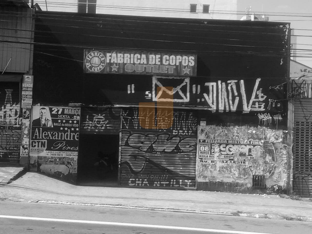 Comercial na AV Cruzeiro do Sul — Santana, São Paulo - foto 2
